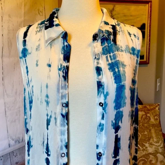 Go Silk Blue and White Tie Dye Duster or Swimsuit Cover Up - Picture 8 of 16